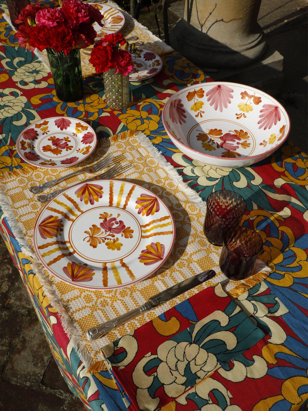 Dahlia Table Cloth